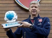 包含FIFA最快下赛季采用温格新越位规则，整体越线才判罚的词条