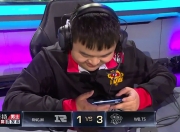 G2整活：你们在败者组那说啥？这边听不清的简单介绍