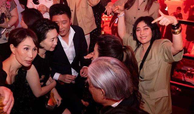 玻利维亚女足联赛开启新赛季，豪门齐聚争霸(玻利维亚现在局势怎么样了)