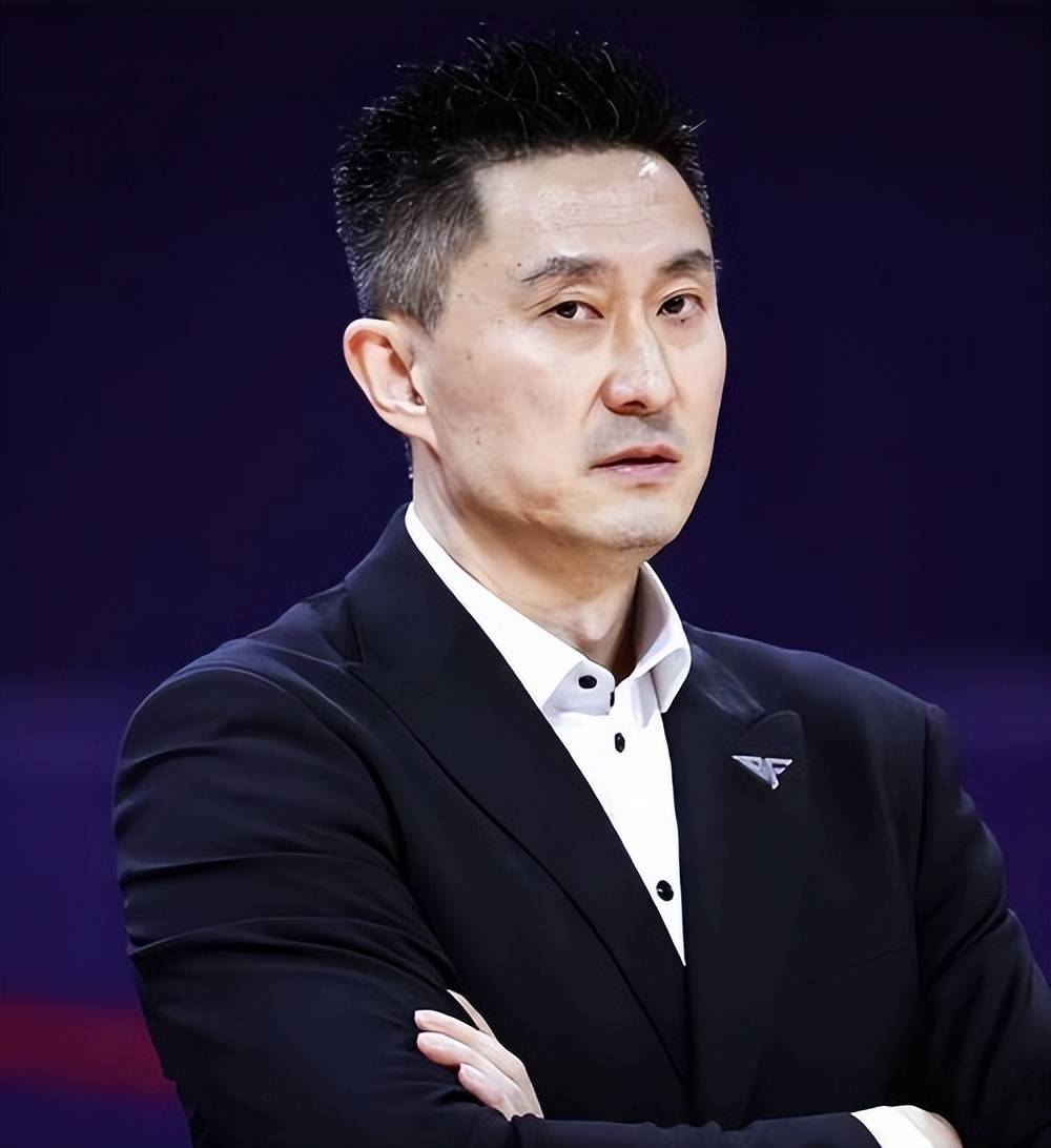 星空体育中国官网-放弃陈国豪！广东队迎来补强机会，“加强版邹阳”或被杜锋看中？