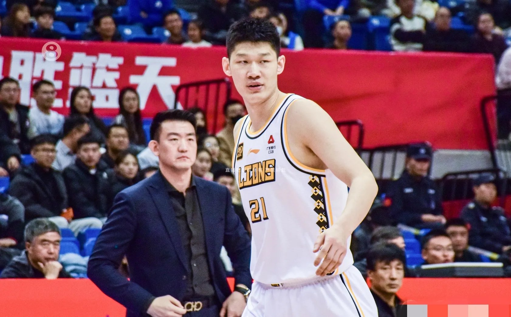 严峻考验！杨瀚森本场将对位米西，后者上赛季场均9+8